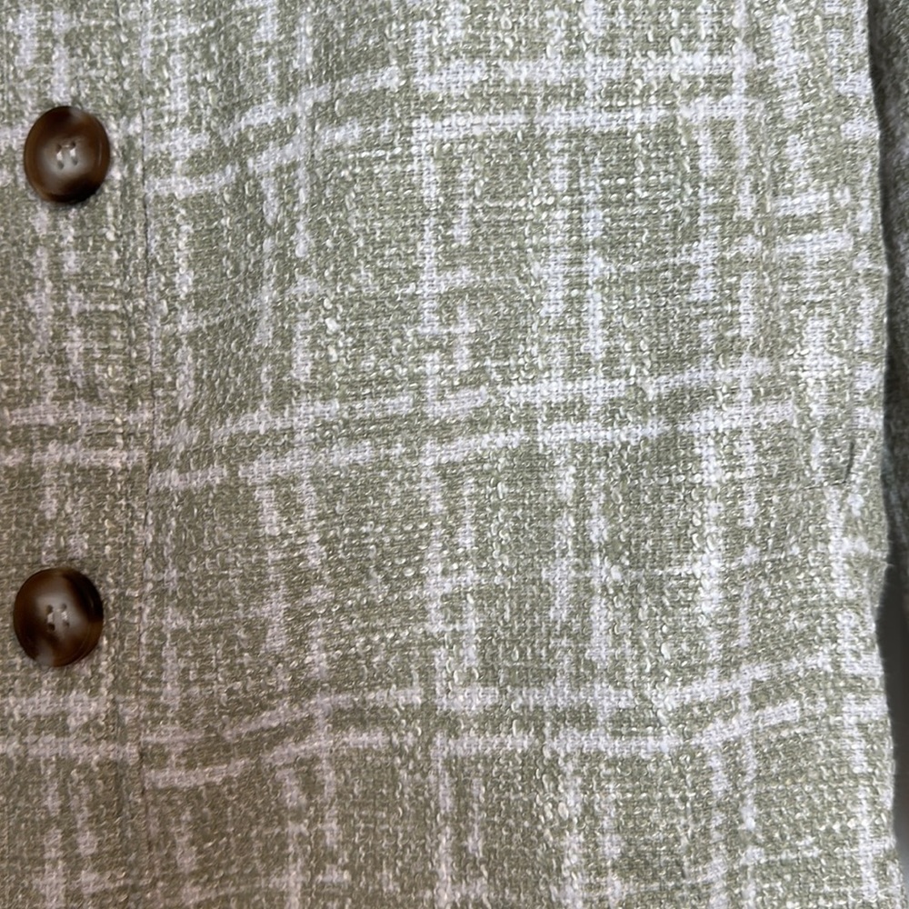 Shacket - Picture 2 of 6